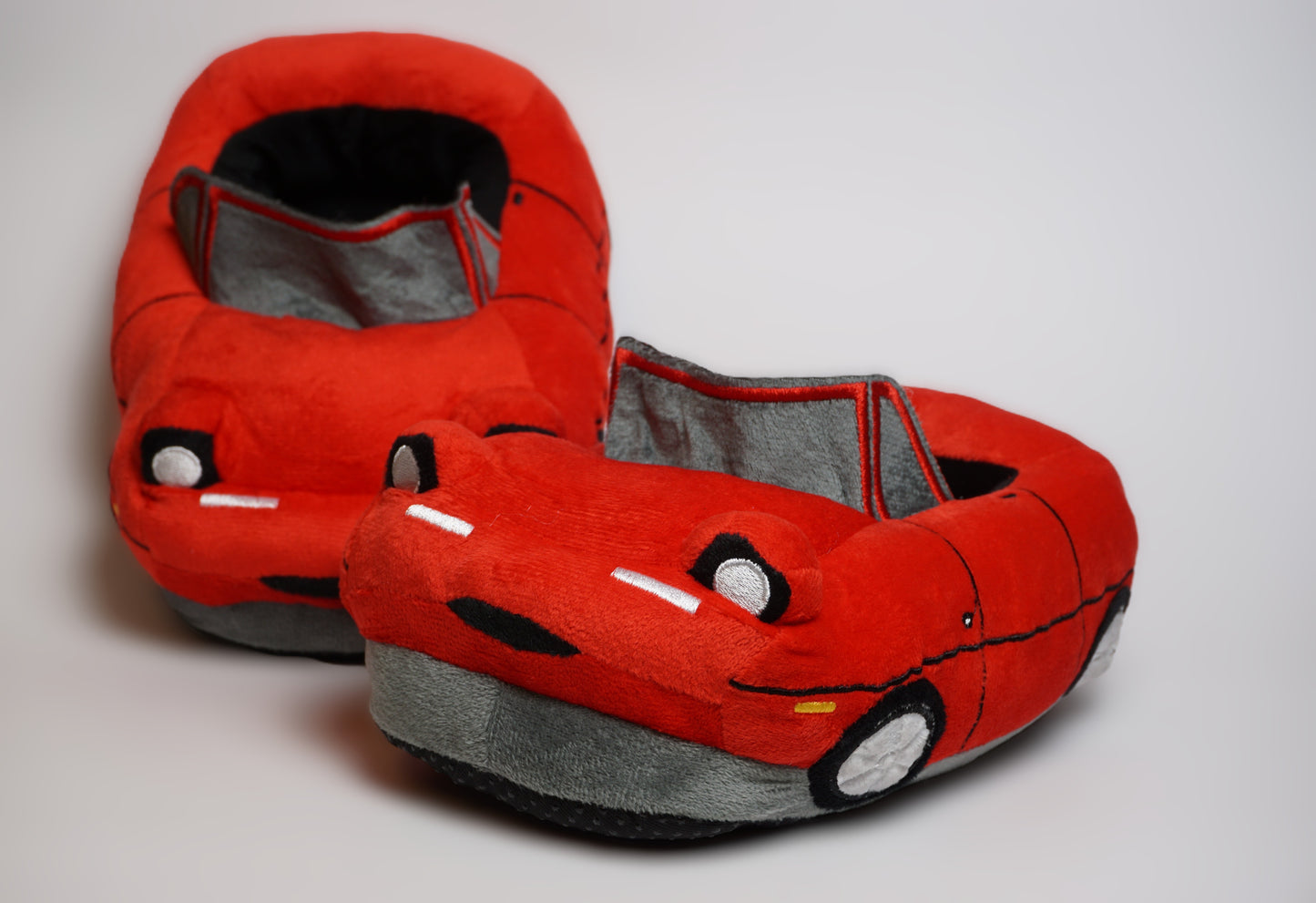 Plush Red Sports Car Slippers – Cozy Unisex Indoor Shoes for Car Enthusiasts