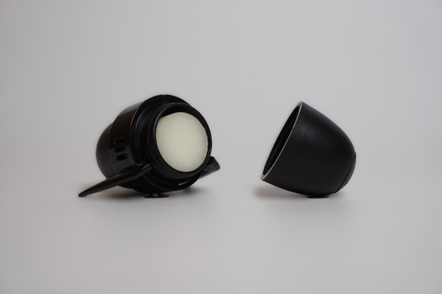 Cyberpunk Jet Engine Car Air Freshener – Retro Plane Propeller Aroma Diffuser for Vents